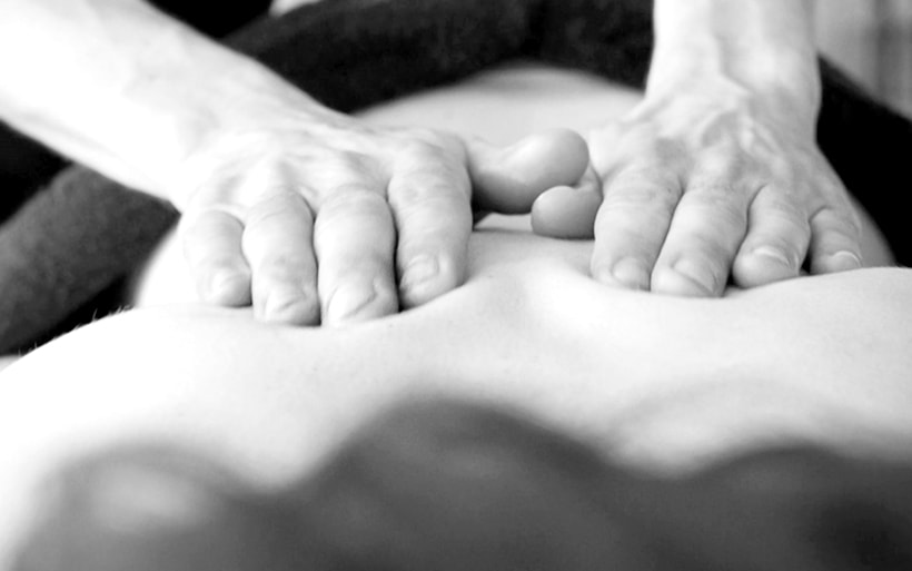 Masajes eróticos: para qué sirven y cómo se dan. Accesorios en vibrashop
